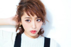 イマドキの“モテ顔”第1位　ちょっと辛口なカジュアルメイク