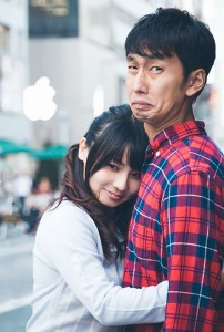 (提供元:PAKUTASO)その7 「モテる」を勘違いし、結婚と恋愛の区別ができていない