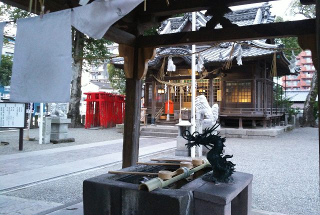 雨の長浜さまで縁結び祈願…大分県の風物詩・長浜神社