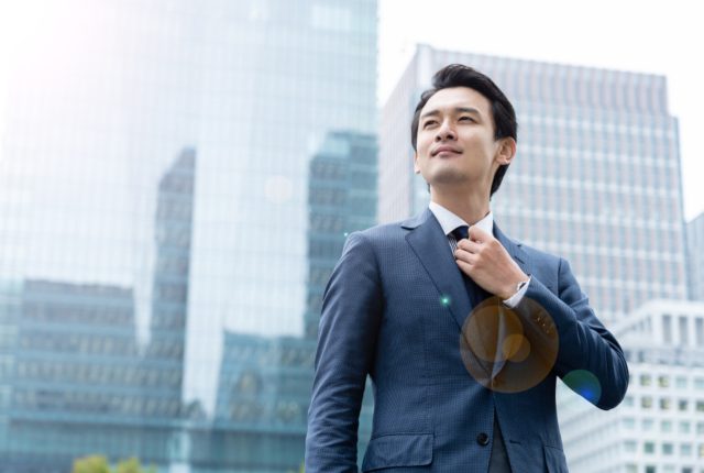 【婚活男子必見!】そろそろ婚活!?頑張る日本のビジネスマン
