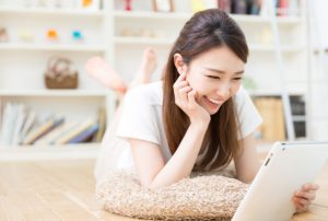 women-returning-home-directly