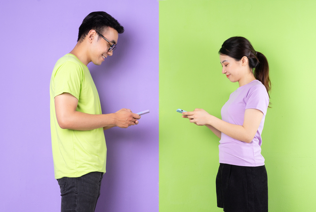 long-distance-relationship-zodiac-sign-3