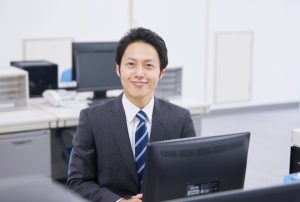 国家公務員の「ゆう活」スタート！公務員と婚活するならチャンス？