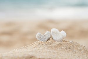 疑いグセを克服して、ステキな恋を引き寄せるシンプルな法則