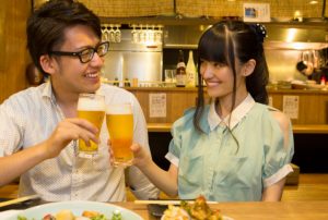 ちょっとあざといくらいがベスト　お酒の席で男性を落とす方法