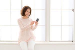 LINEから分かる女性の脈ありサイン！LINE返信のポイントも