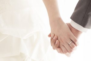 『子どもが結婚を決めたら親に読んでほしい本』コンサルタントが語る