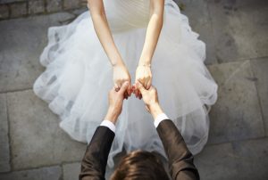 結婚への“執着”を手放すと、シアワセな結婚ができる自分になれる