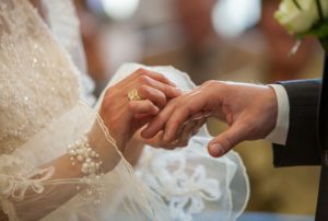 結婚の主導権は女性にある！ 結婚を呼び寄せる婚活風水