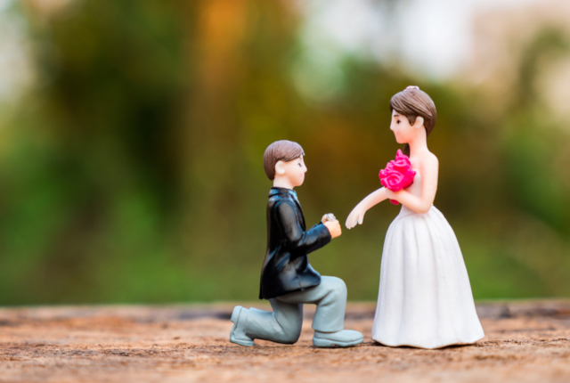 結婚を意識するタイミングで相談したほうが良い